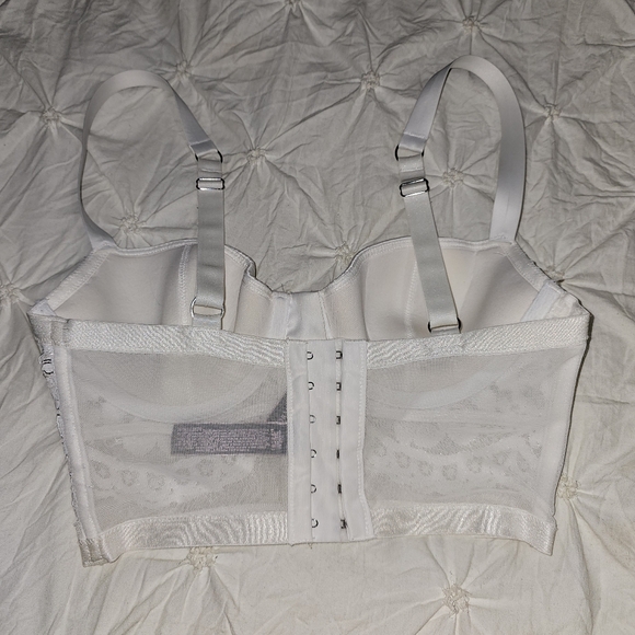 Victoria's Secret Sexy Long Line Lace Push Up Bra - Picture 7 of 12